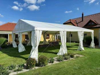 Pronájem party stanů